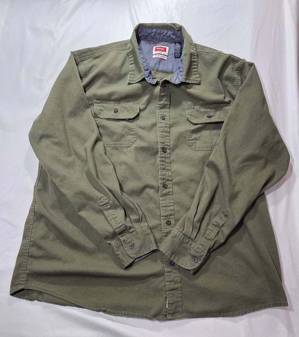 Wrangler Flex for Comfort Long Sleeve Button Up Shirt Size XL Green